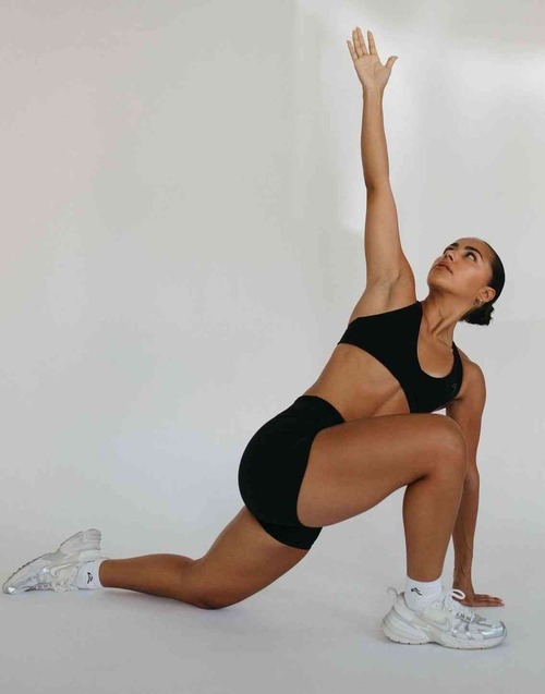 Pilates eğitimi görüntüsü